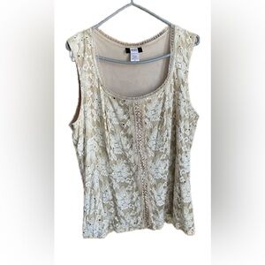 Dressy lined sleeveless top w/ lace & flower inlay, w/ sequin & ribbon detail